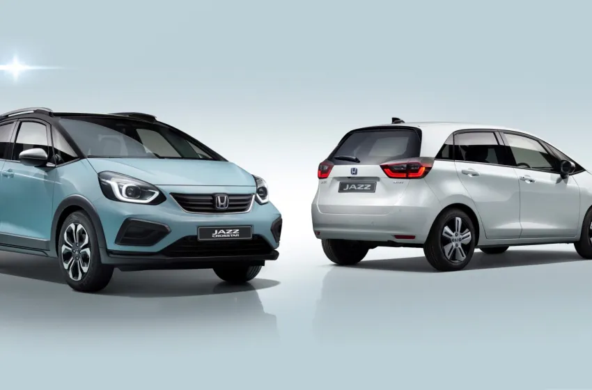 Honda_Jazz_and_Honda_Jazz_Crosstar_Exterior-scaled